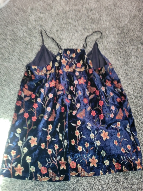 Floral Embroidered Navy Velvet Cami Top - Picture 6 of 12